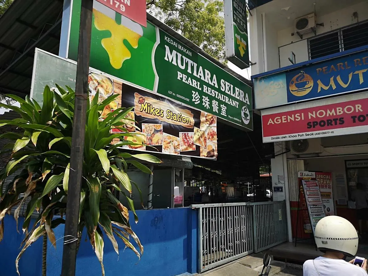 Apartment Back Homestay George Town