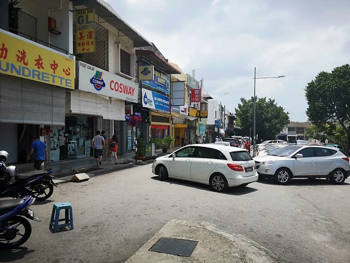 Apartment Back Homestay George Town